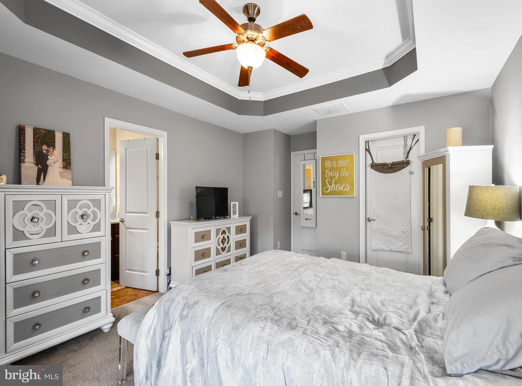 1032 REGENCY PLACE