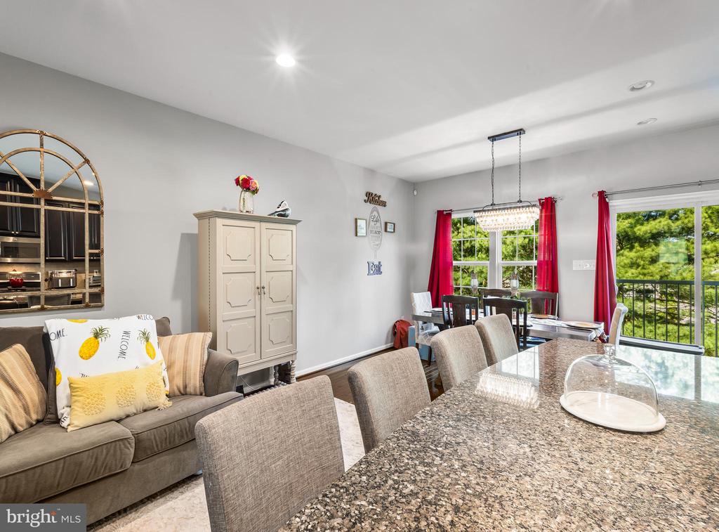 1032 REGENCY PLACE