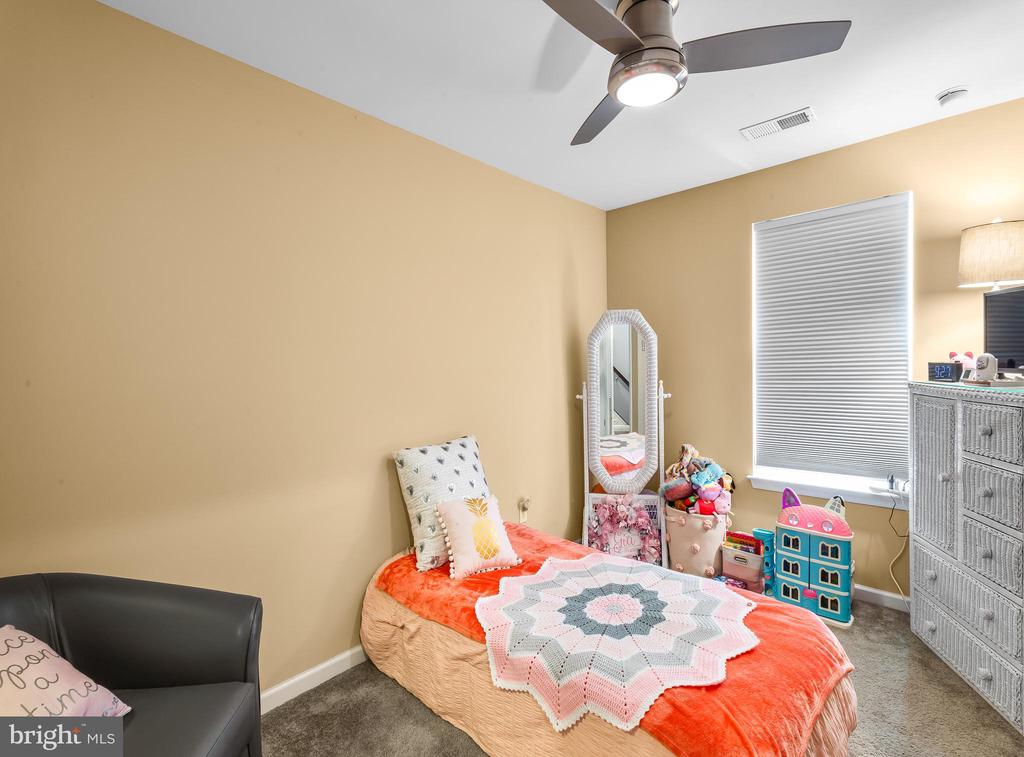1032 REGENCY PLACE