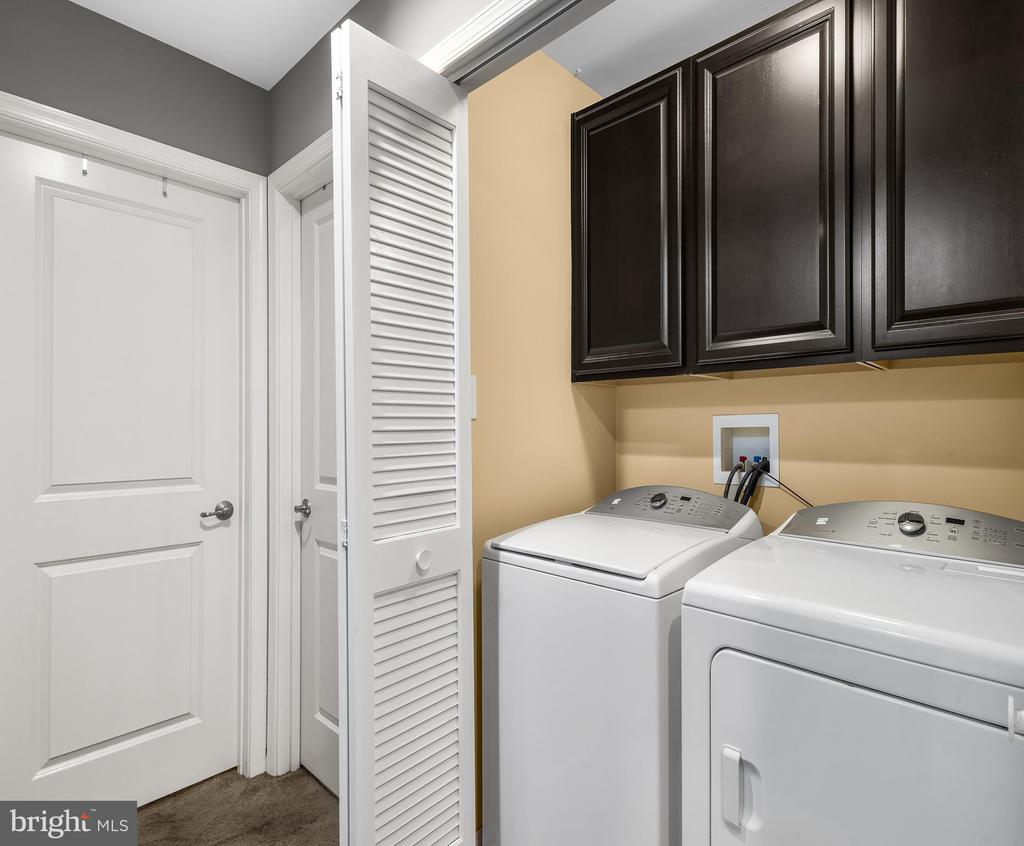 1032 REGENCY PLACE