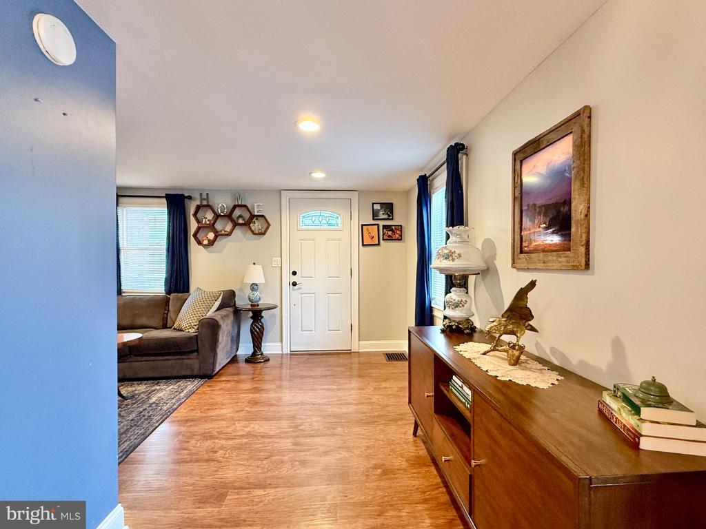 208 DELSEA DRIVE