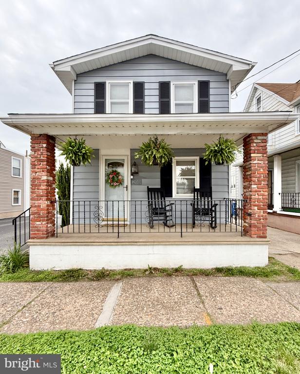 208 DELSEA DRIVE