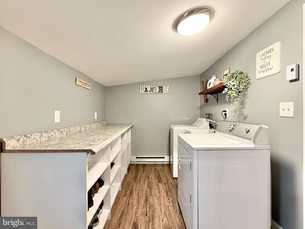 208 DELSEA DRIVE