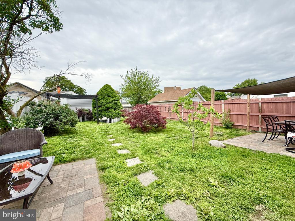 208 DELSEA DRIVE
