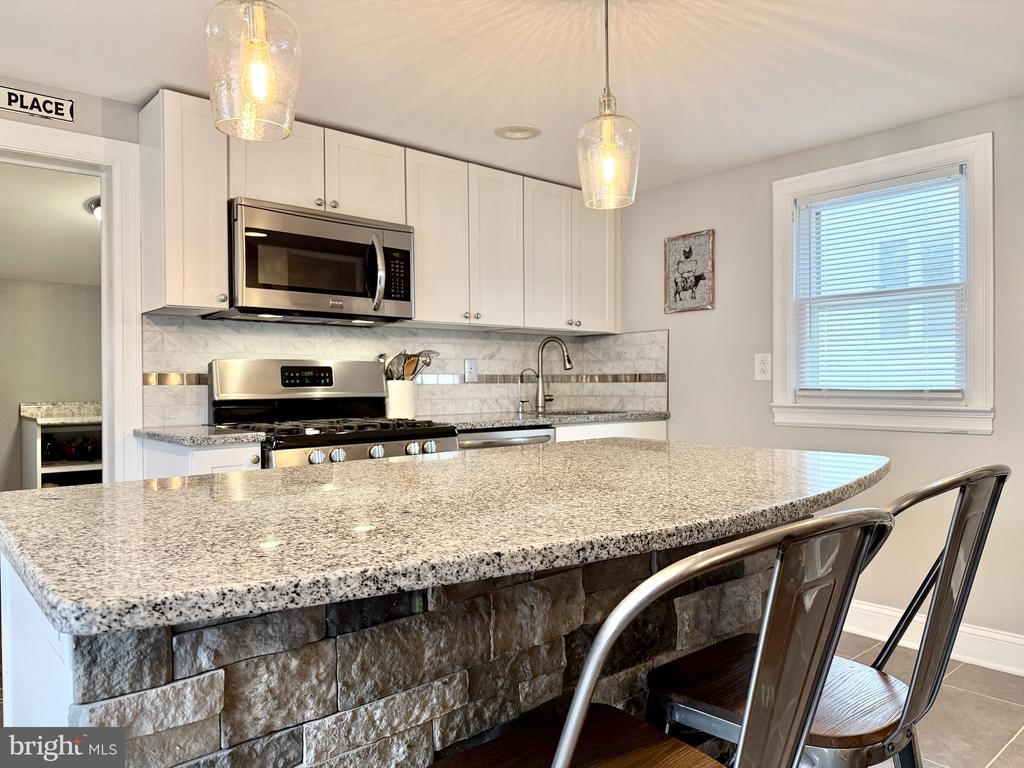 208 DELSEA DRIVE