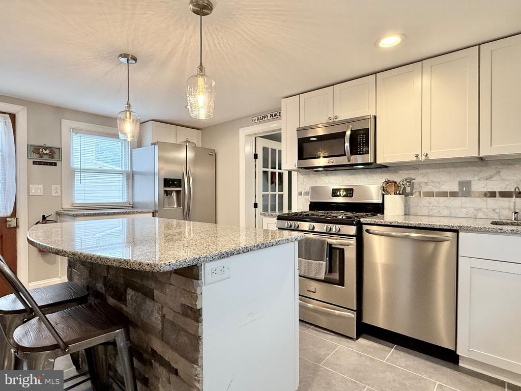 208 DELSEA DRIVE
