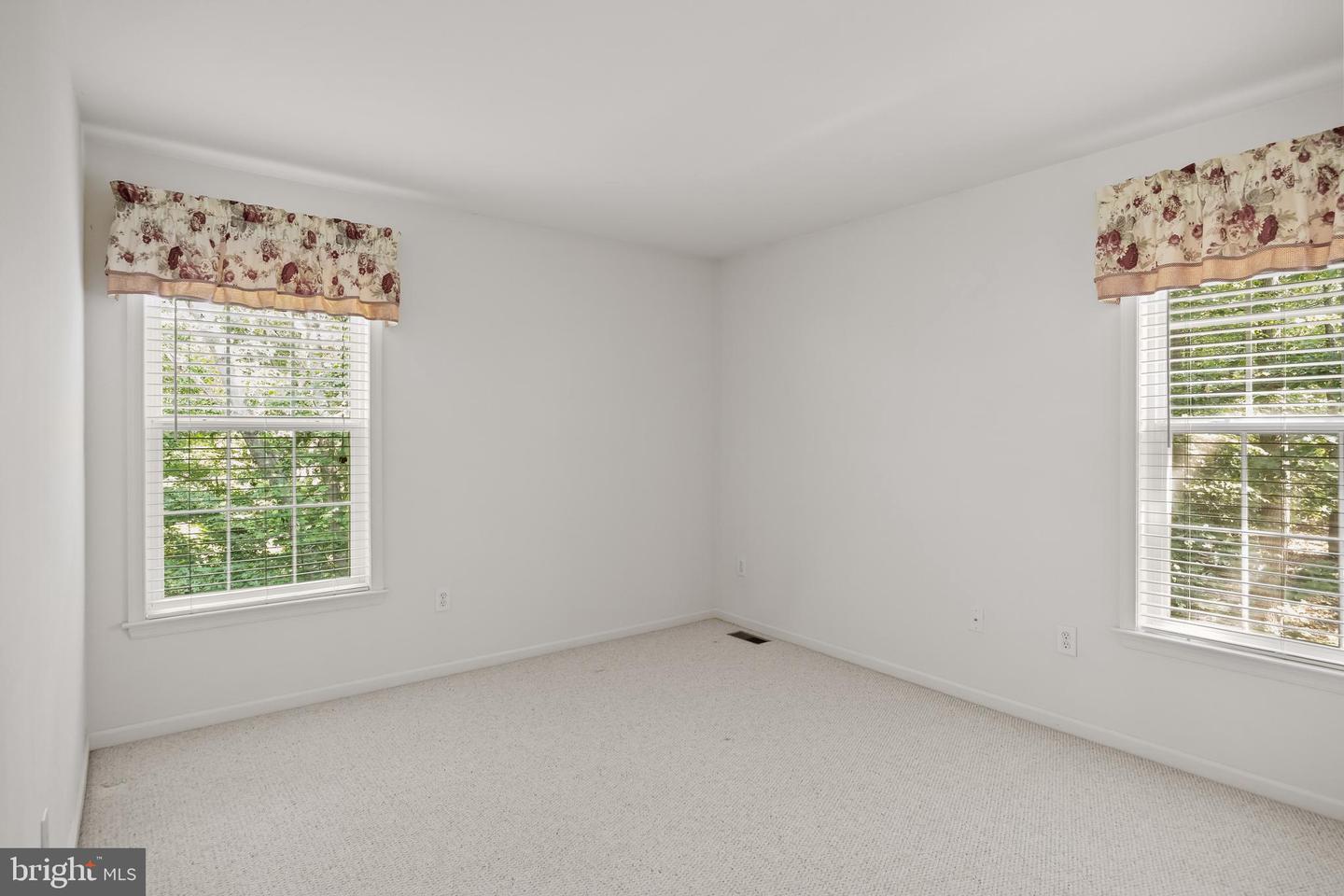 6 Shadybrook Rd