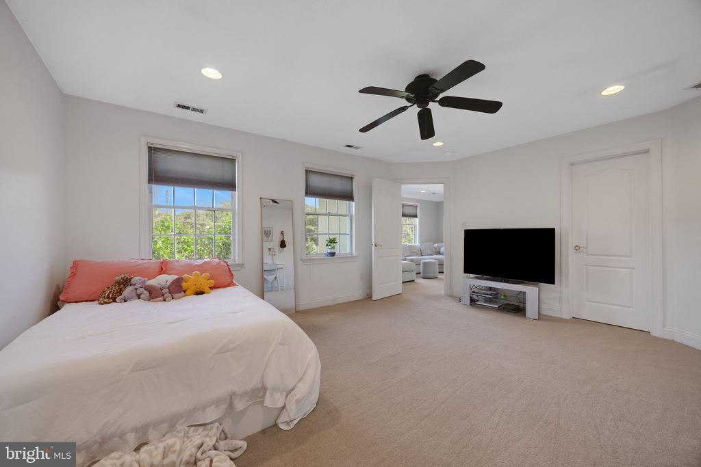 178 WOODSTOWN ROAD