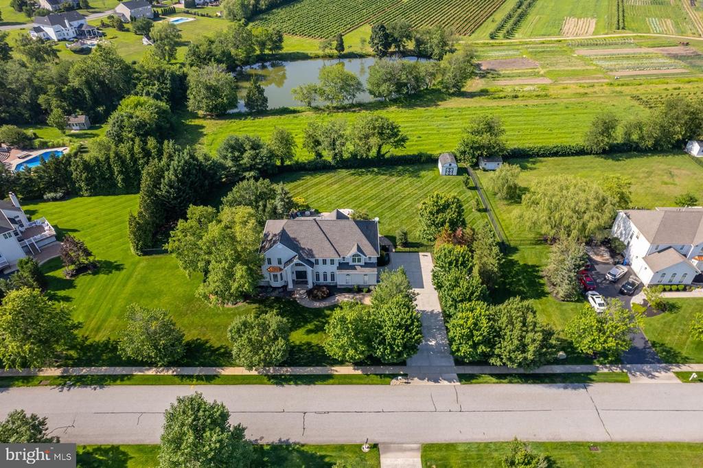 29 HUNTERS CREEK CIRCLE