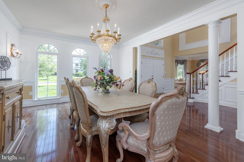 29 HUNTERS CREEK CIRCLE