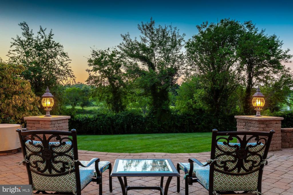 29 HUNTERS CREEK CIRCLE