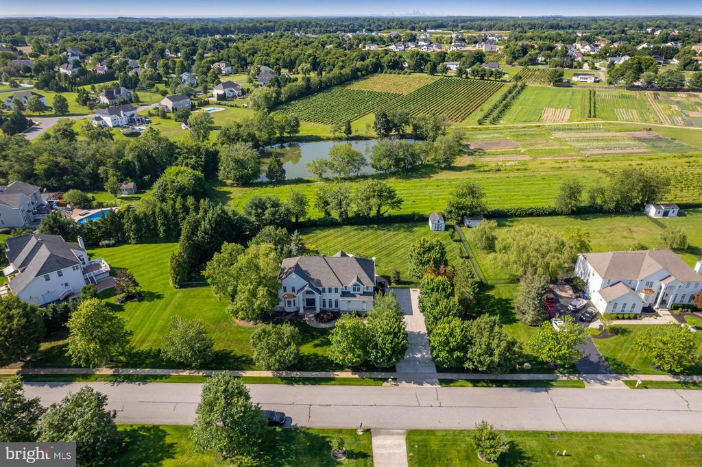 29 HUNTERS CREEK CIRCLE