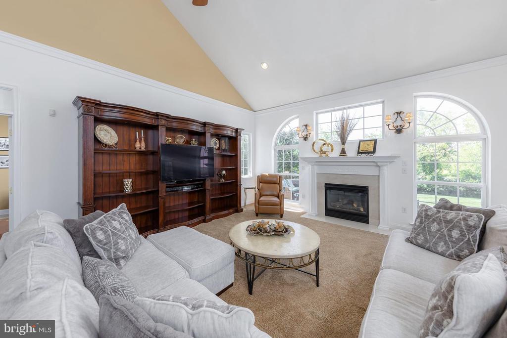 29 HUNTERS CREEK CIRCLE