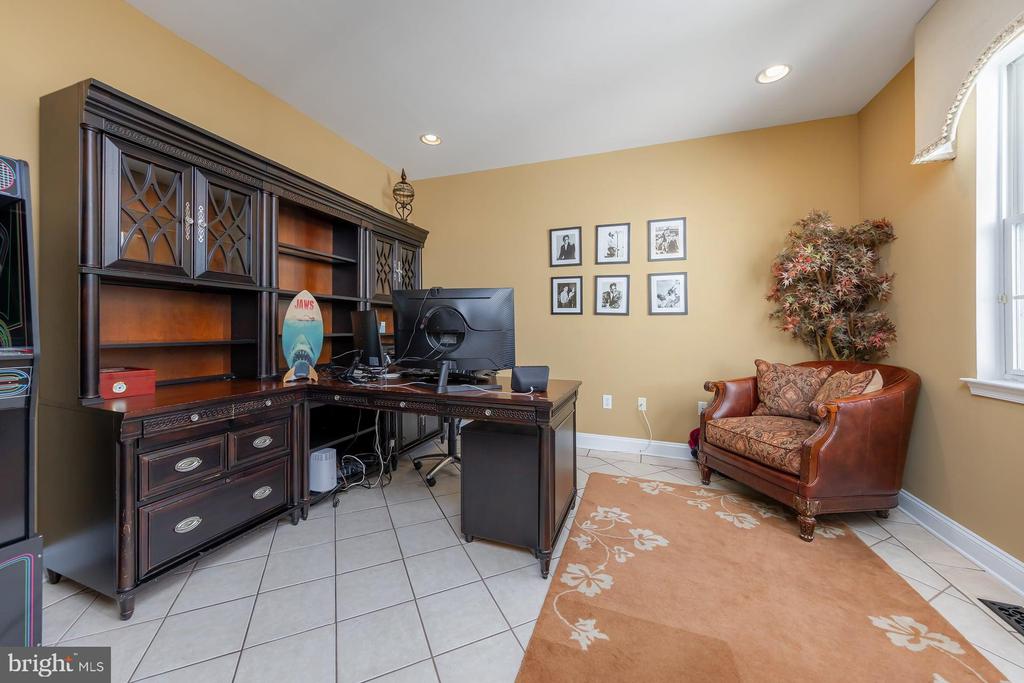 29 HUNTERS CREEK CIRCLE