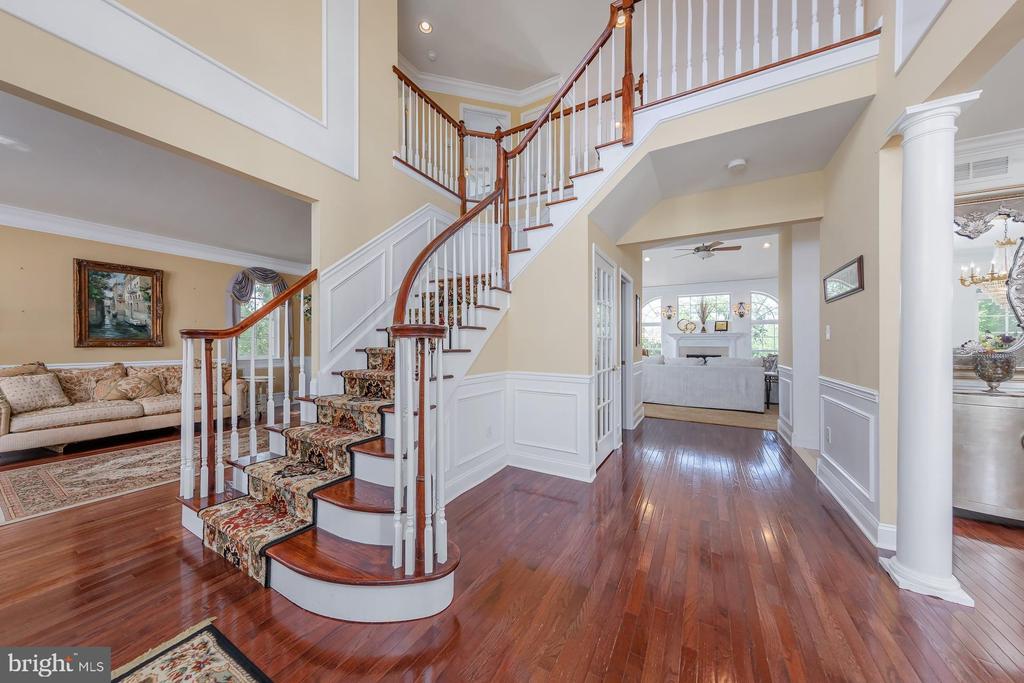 29 HUNTERS CREEK CIRCLE