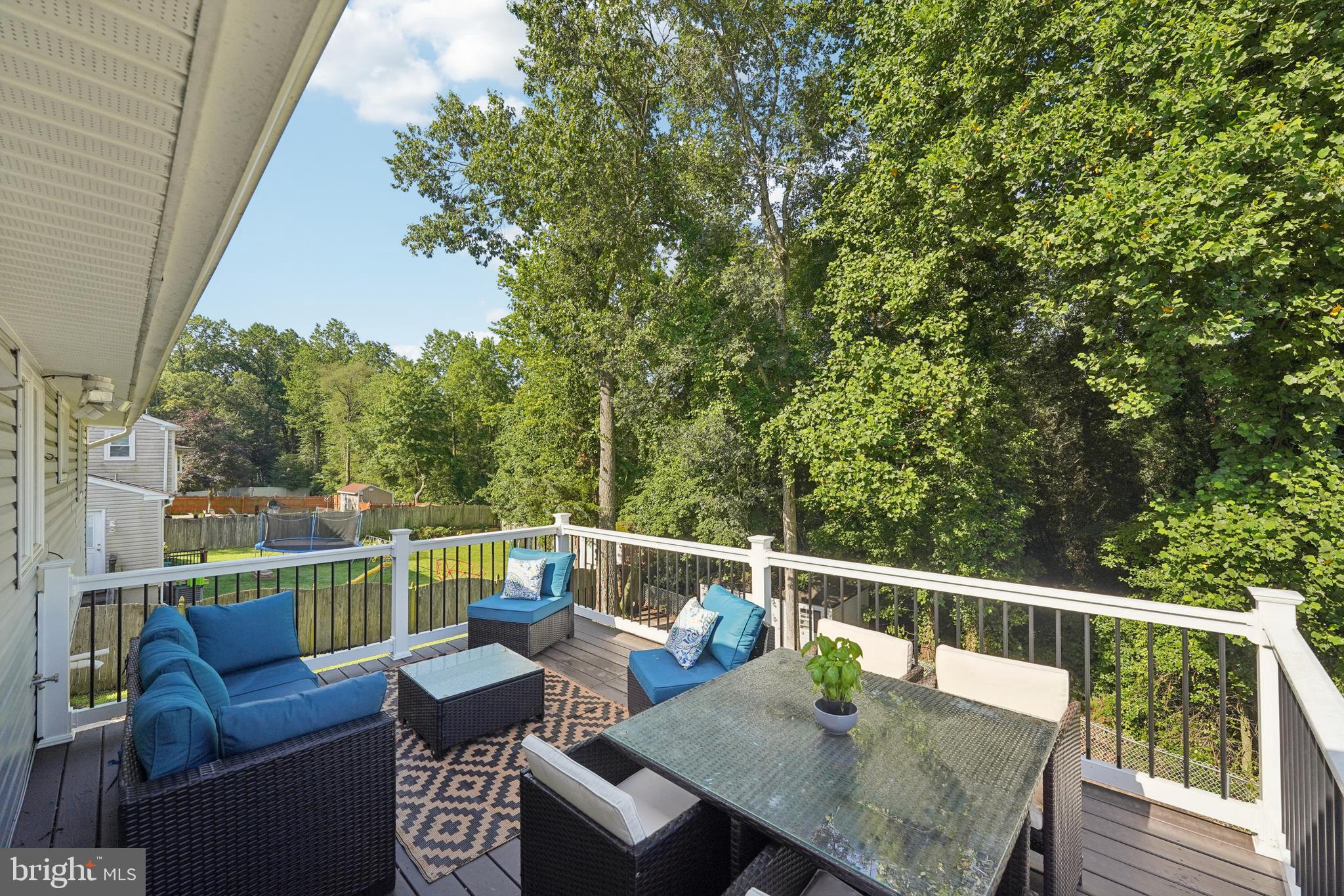 14 Bells Lake Dr