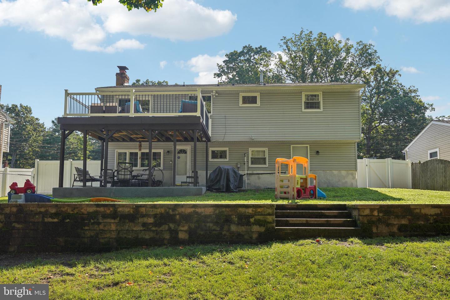 14 Bells Lake Dr