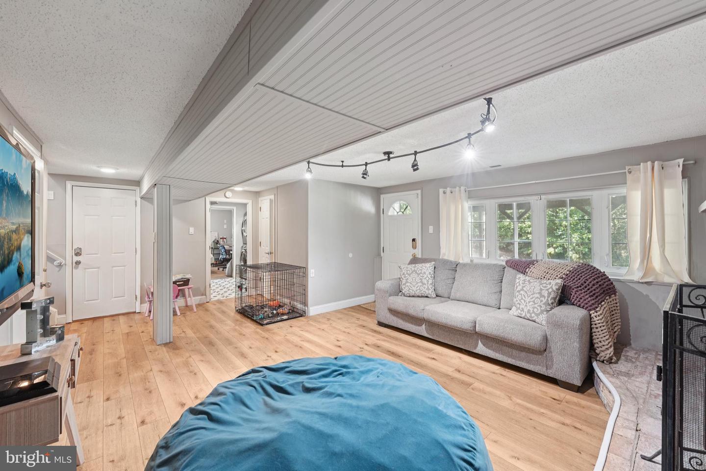 14 Bells Lake Dr