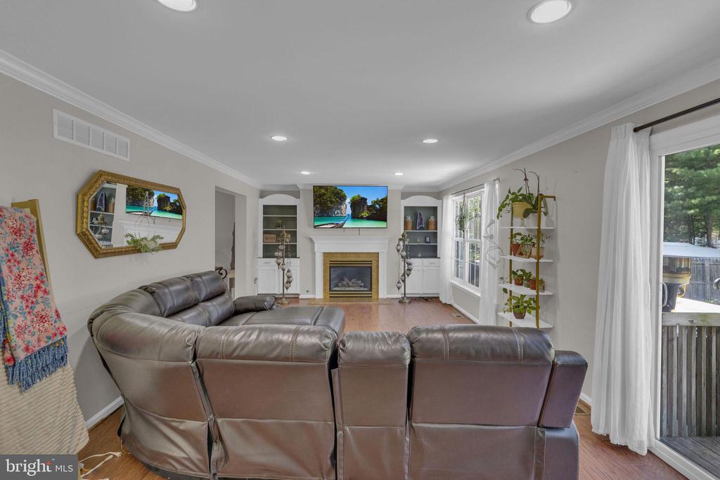 1739 BLUESTEM AVENUE