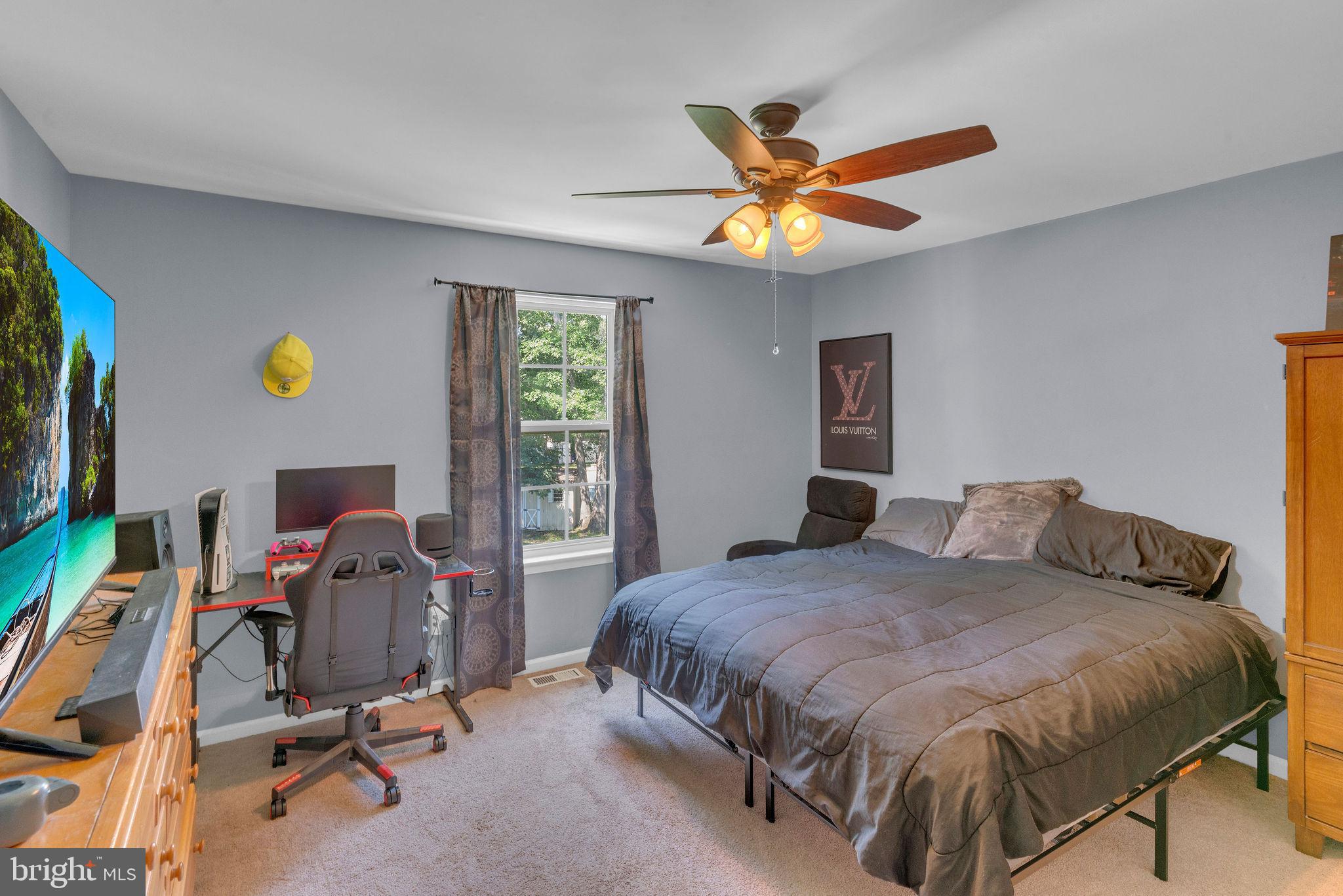 1739 BLUESTEM AVENUE