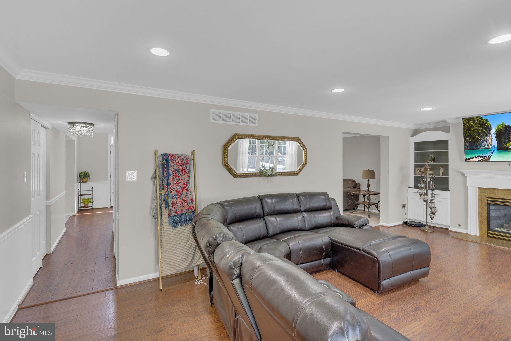 1739 BLUESTEM AVENUE