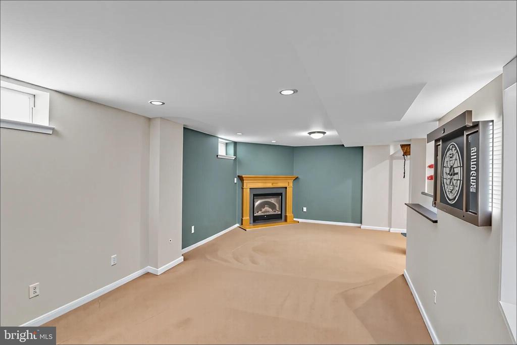 1739 BLUESTEM AVENUE