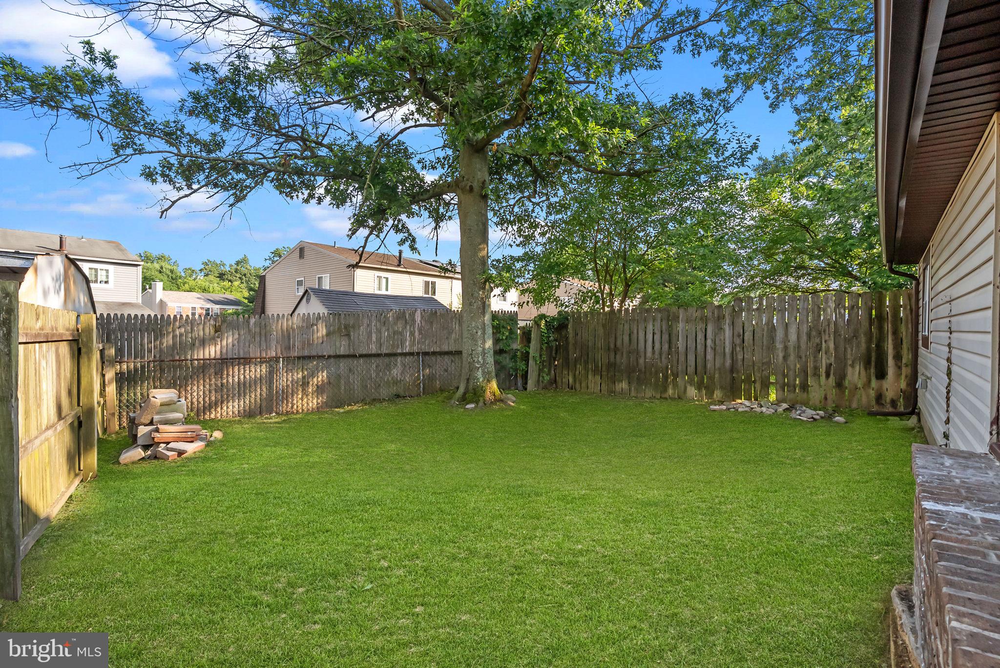 46 FOMALHAUT AVENUE
