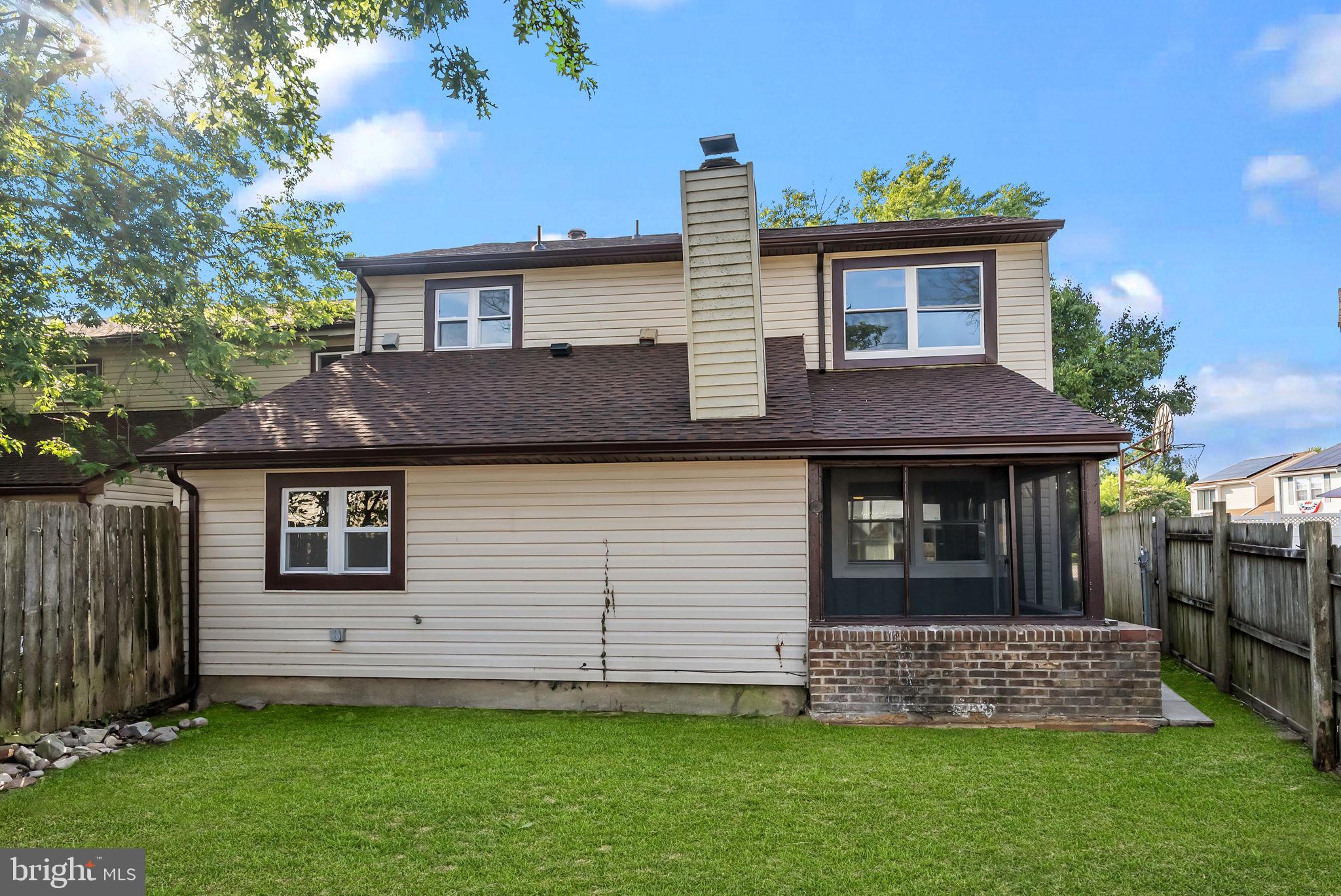 46 FOMALHAUT AVENUE