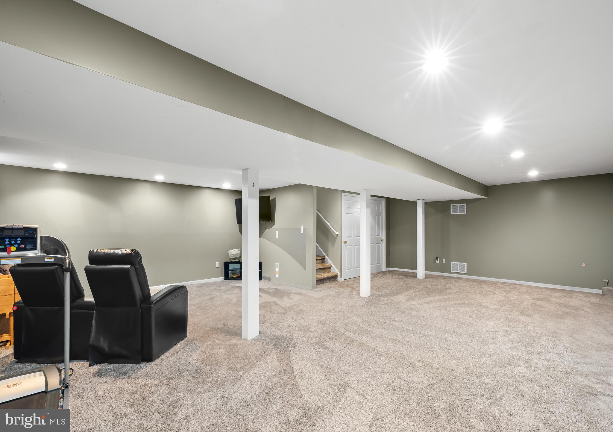 124 RITTENHOUSE DRIVE