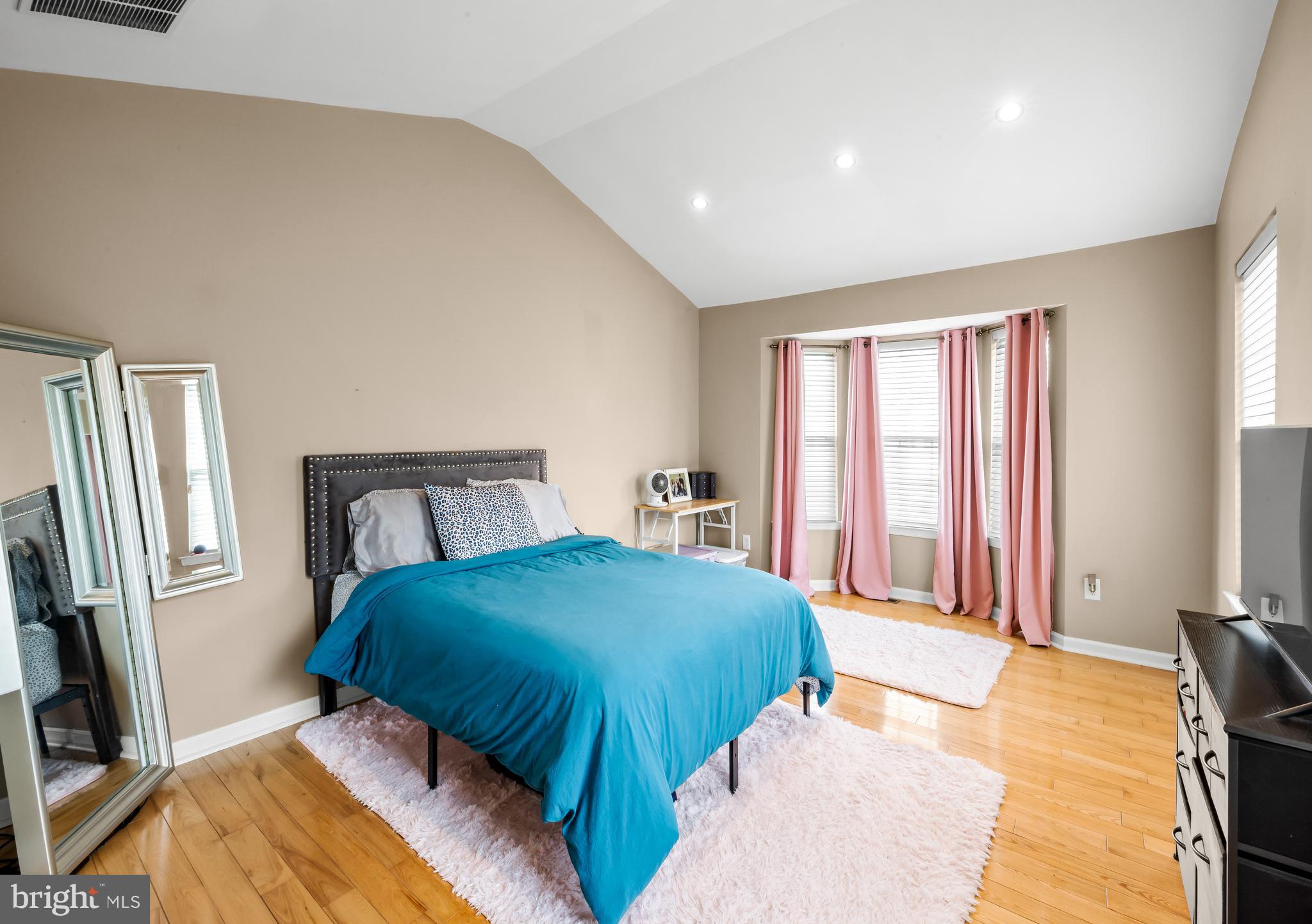 124 RITTENHOUSE DRIVE