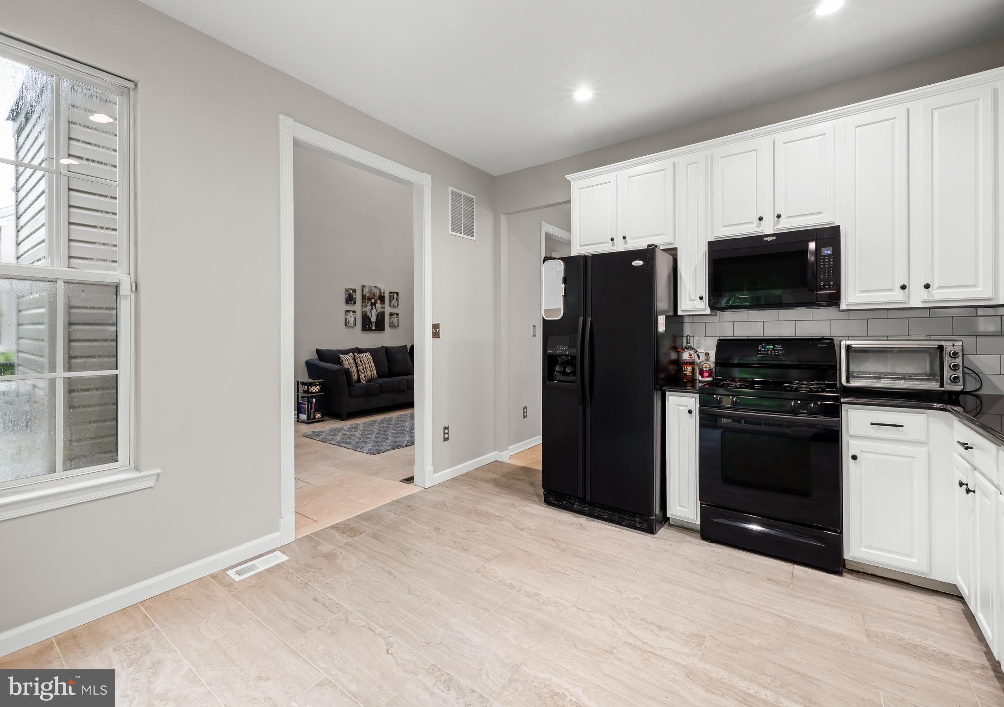 124 RITTENHOUSE DRIVE