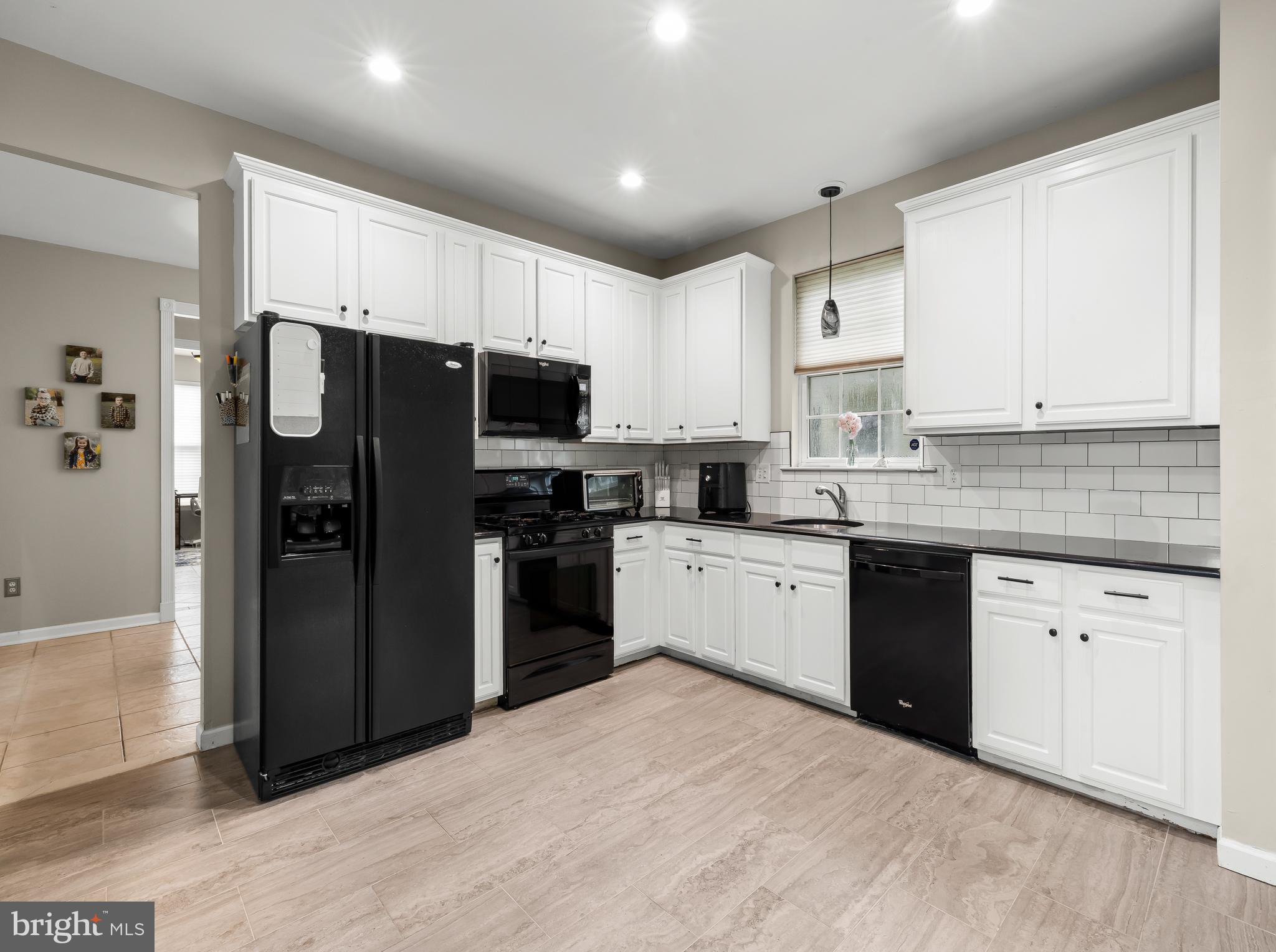 124 RITTENHOUSE DRIVE