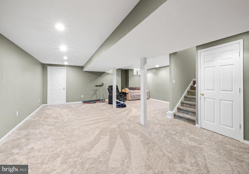 124 RITTENHOUSE DRIVE