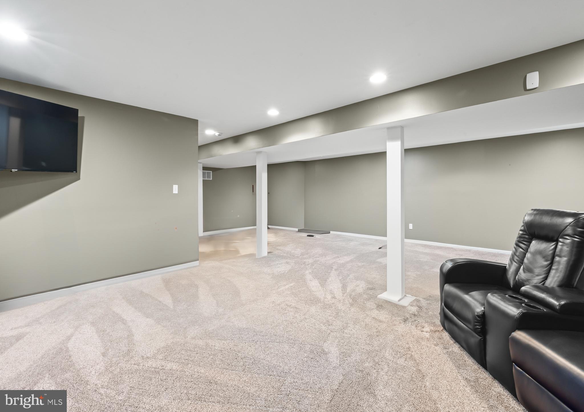 124 RITTENHOUSE DRIVE