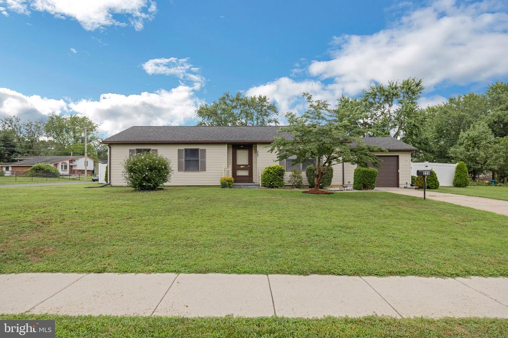 225 CAPITAL DRIVE