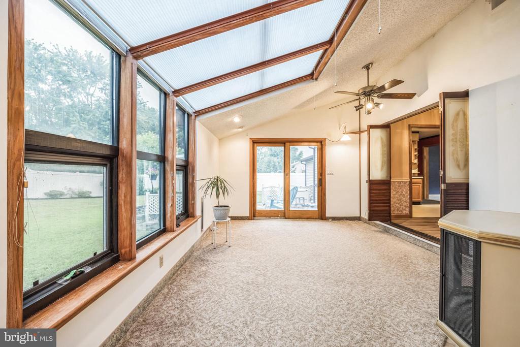 225 CAPITAL DRIVE