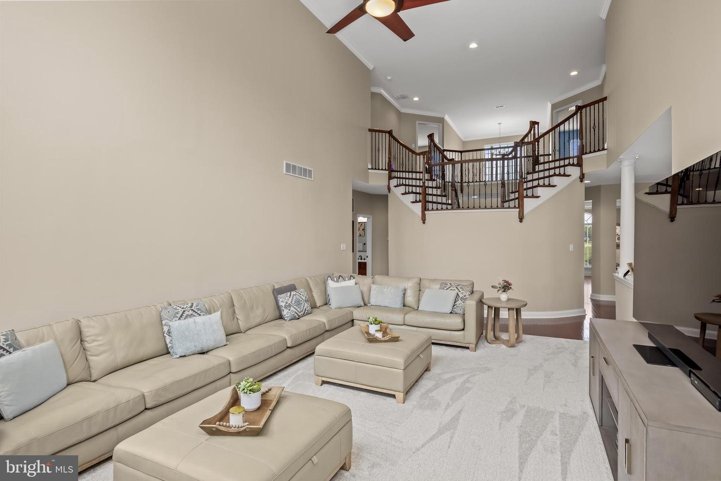 307 Salarno Ct