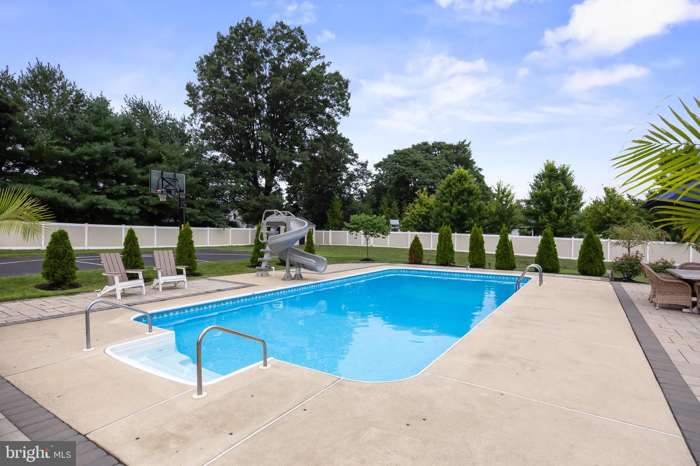 307 Salarno Ct