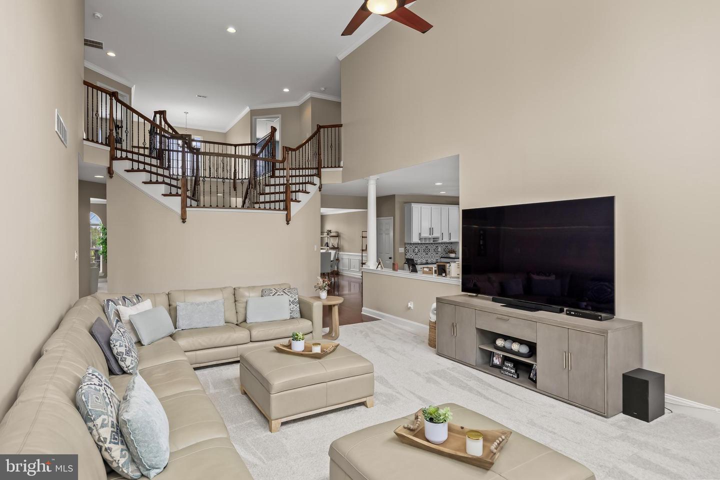 307 Salarno Ct