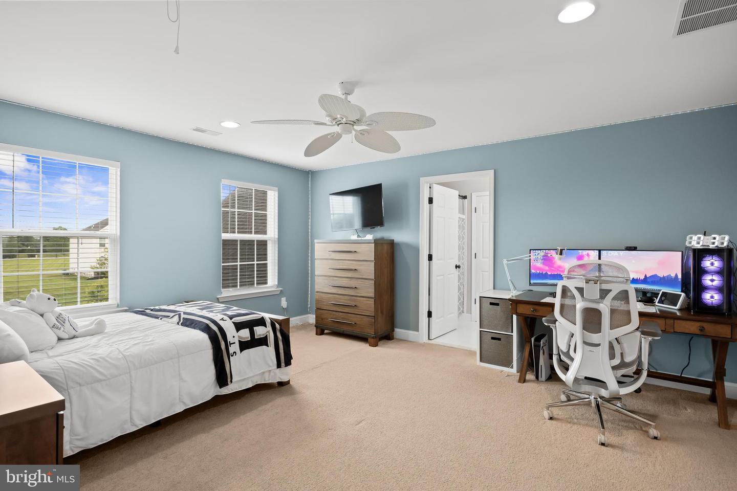 307 Salarno Ct
