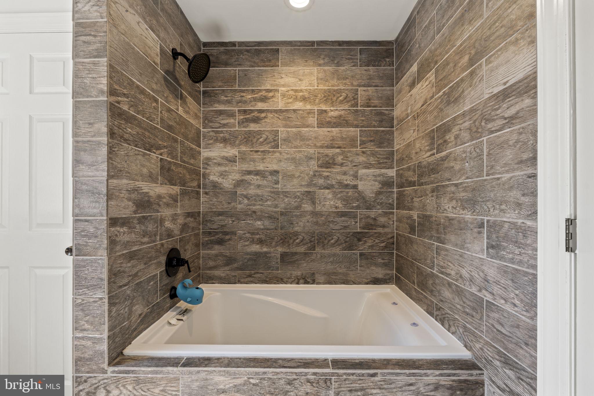 2814 OLDMANS CREEK ROAD