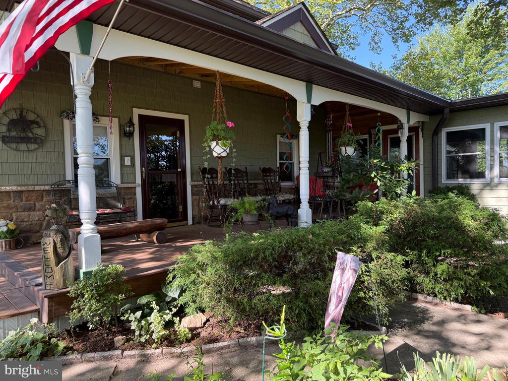 137 DAVIDSON ROAD