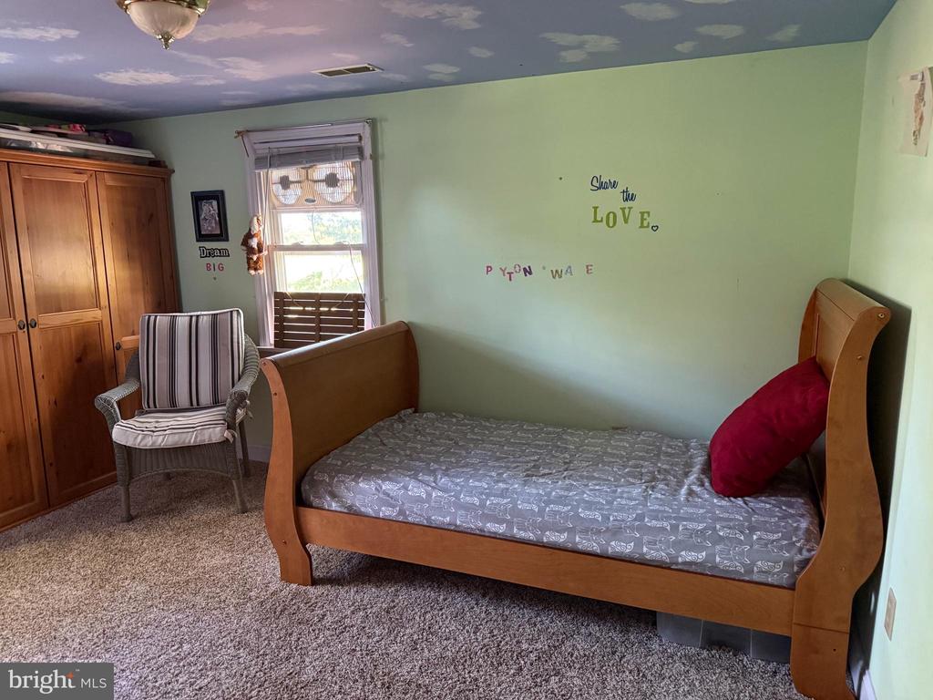 137 DAVIDSON ROAD