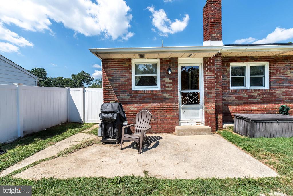 88 MEMORIAL AVENUE