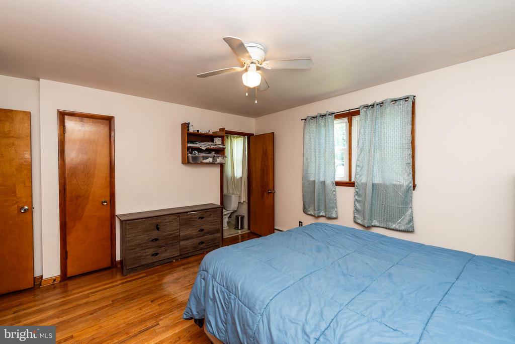 88 MEMORIAL AVENUE