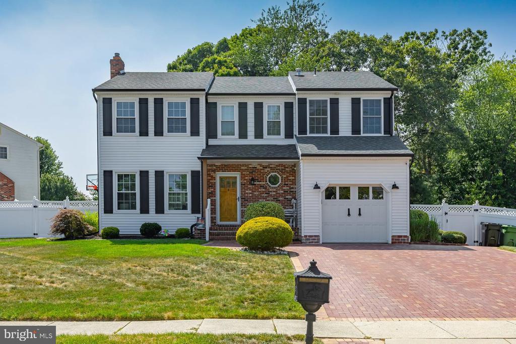 9 LANGLEY DRIVE