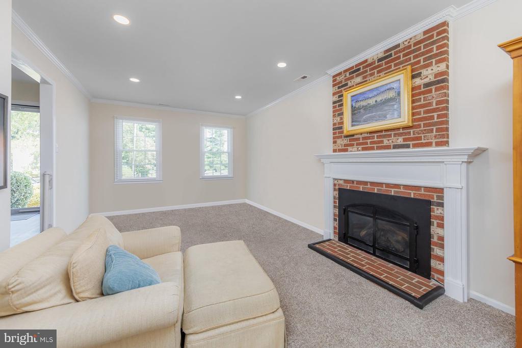 9 LANGLEY DRIVE