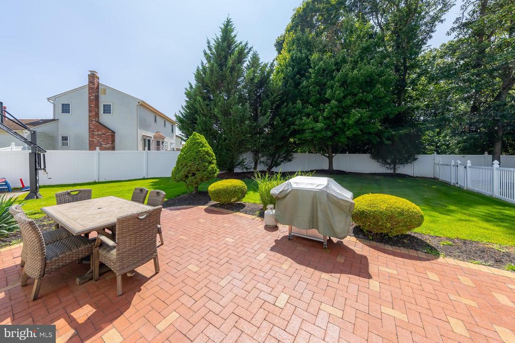 9 LANGLEY DRIVE