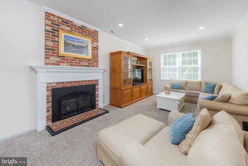 9 LANGLEY DRIVE