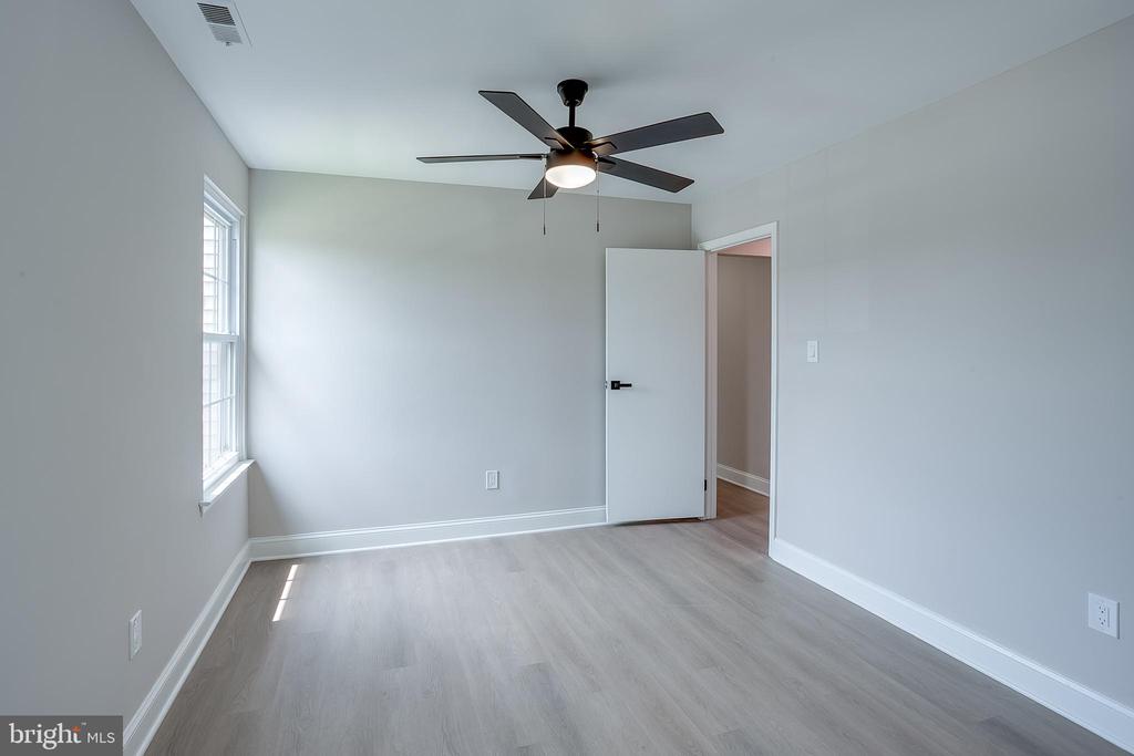 18 Kent Pl